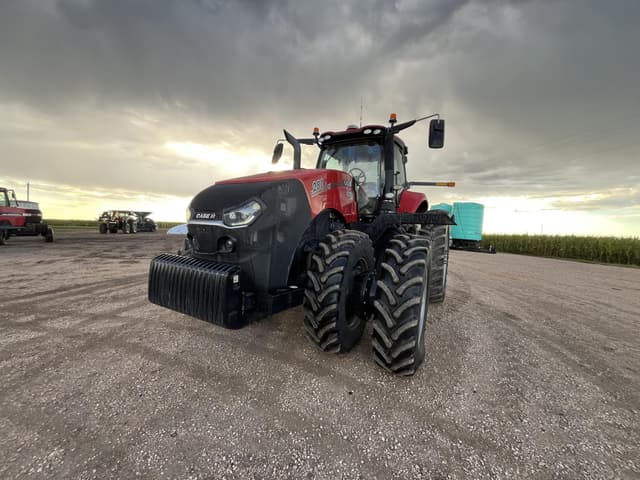 Image of Case IH Magnum 280 equipment image 2
