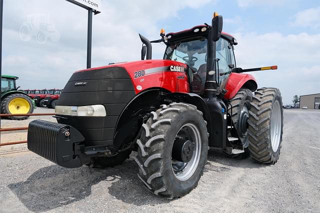 Image of Case IH Magnum 280 equipment image 2