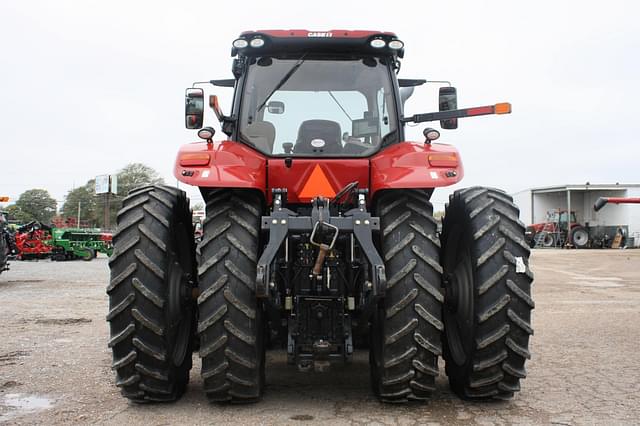 Image of Case IH Magnum 310 equipment image 3