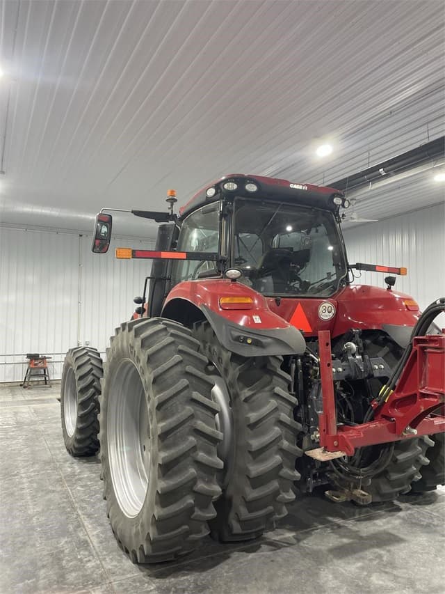 Image of Case IH Magnum 310 equipment image 2