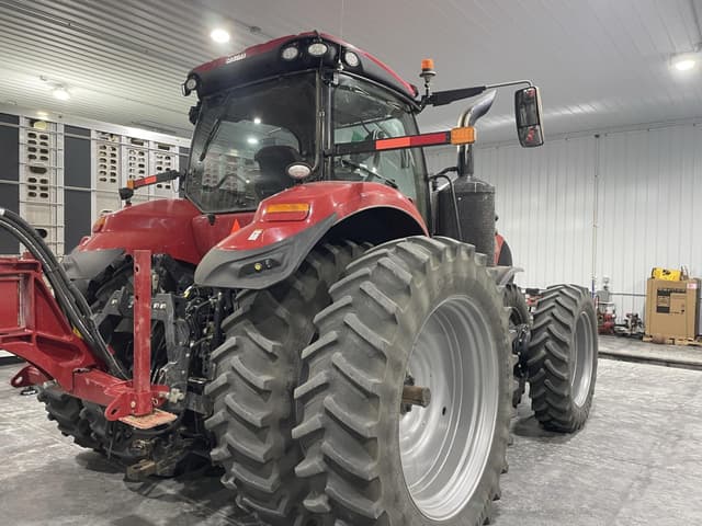 Image of Case IH Magnum 310 equipment image 3