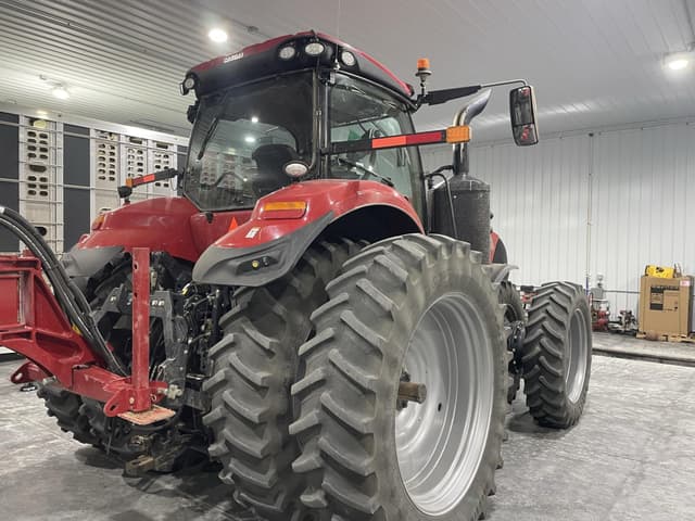 Image of Case IH Magnum 310 equipment image 3
