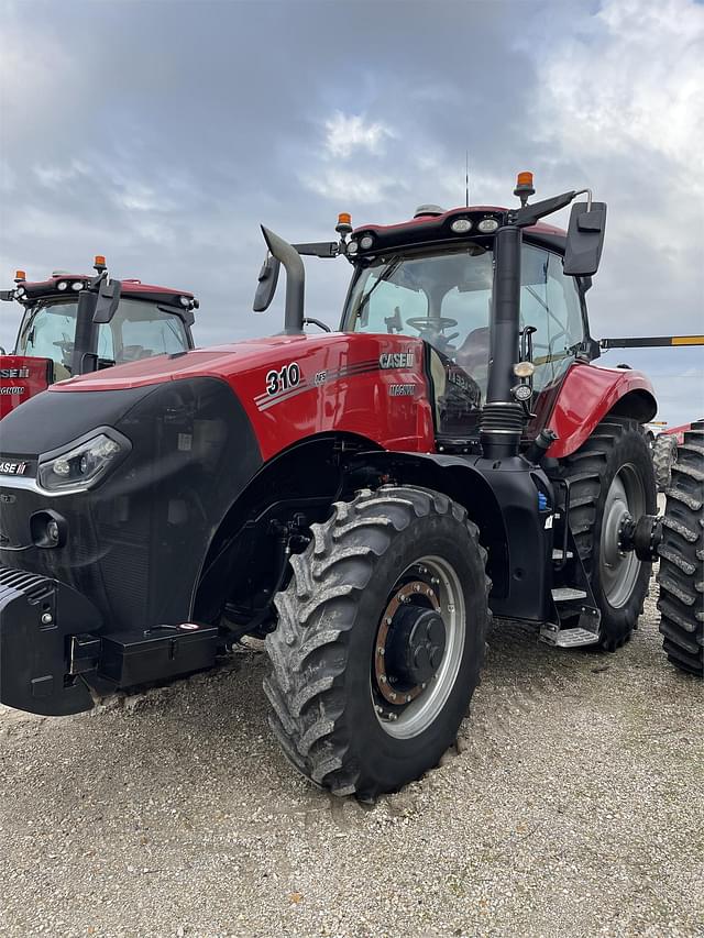 Image of Case IH Magnum 310 equipment image 1