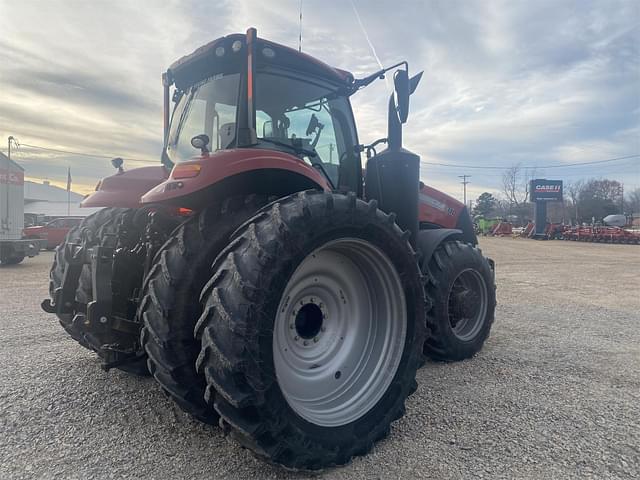 Image of Case IH Magnum 310 equipment image 4