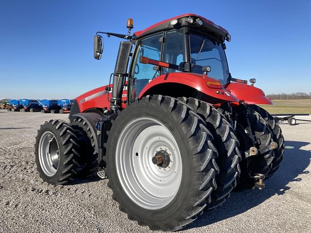 Image of Case IH Magnum 310 equipment image 4