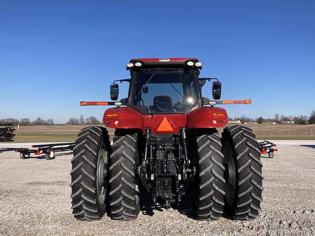 Image of Case IH Magnum 310 equipment image 3