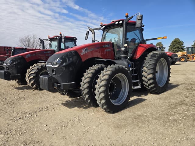 Image of Case IH Magnum 310 equipment image 2