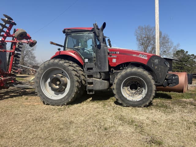 Image of Case IH Magnum 340 equipment image 1