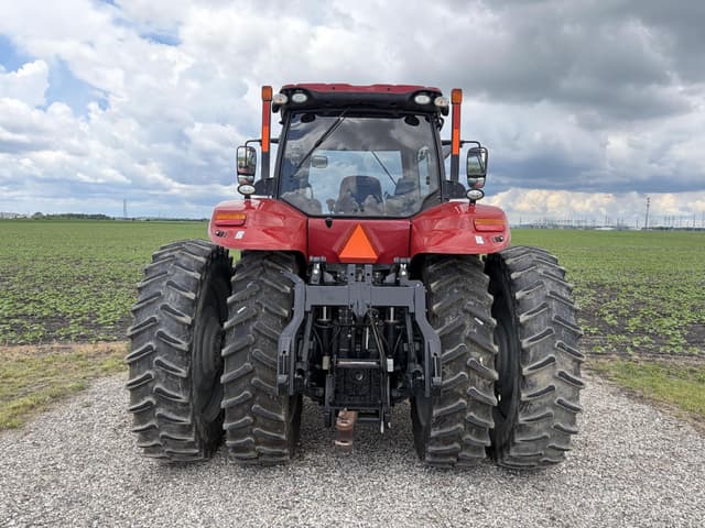 Image of Case IH Magnum 340 equipment image 3