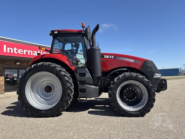 Image of Case IH Magnum 340 equipment image 1