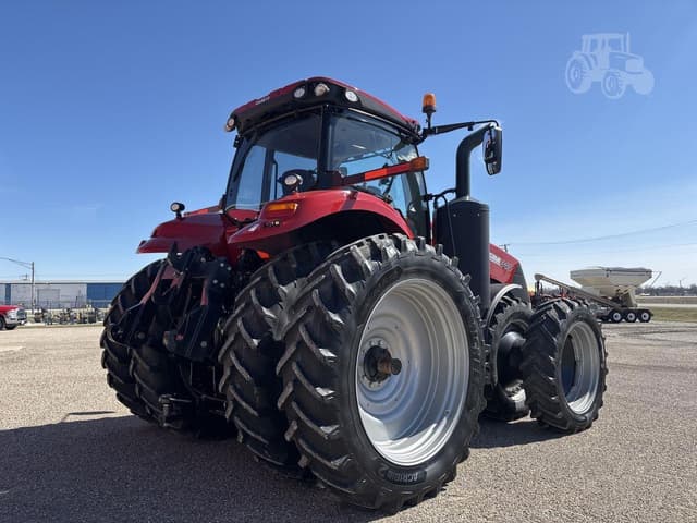 Image of Case IH Magnum 340 equipment image 2
