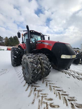 Image of Case IH Magnum 340 equipment image 1