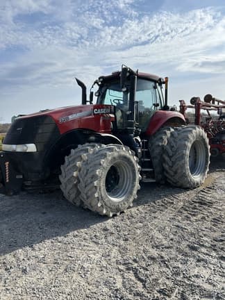 Image of Case IH Magnum 340 equipment image 2