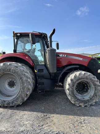 Image of Case IH Magnum 340 equipment image 4