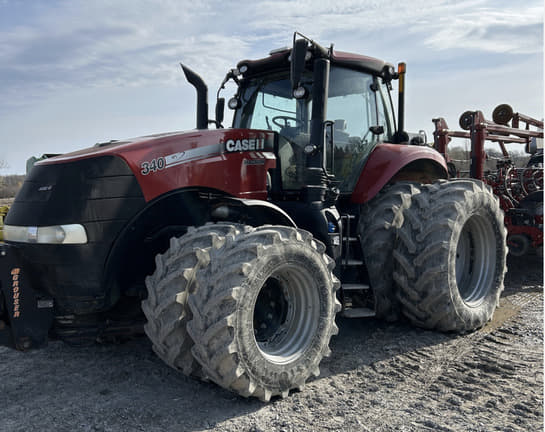 Image of Case IH Magnum 340 equipment image 1