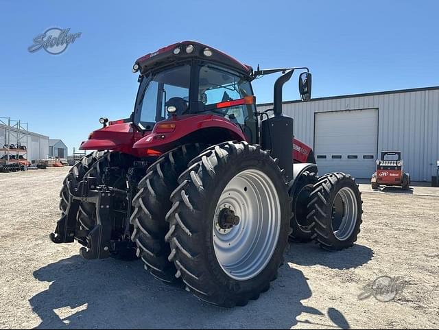 Image of Case IH Magnum 340 equipment image 2