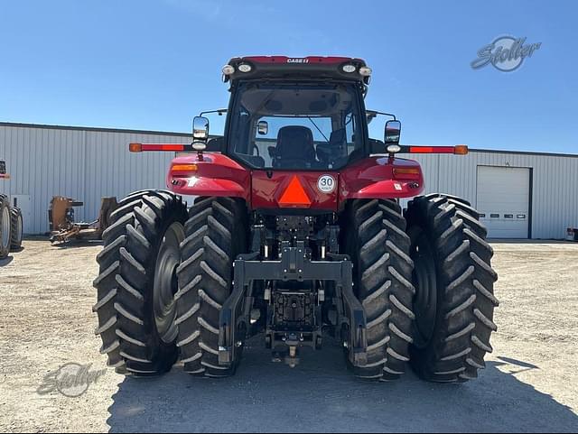 Image of Case IH Magnum 340 equipment image 3