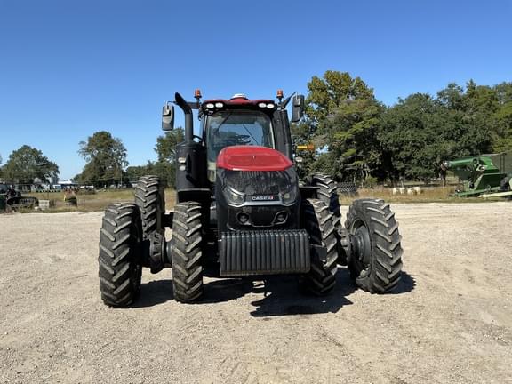 Image of Case IH Magnum 340 equipment image 2
