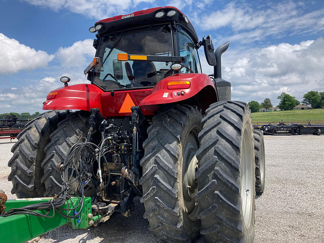 Image of Case IH Magnum 340 equipment image 3