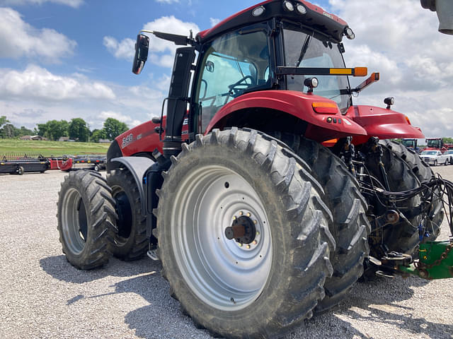 Image of Case IH Magnum 340 equipment image 4