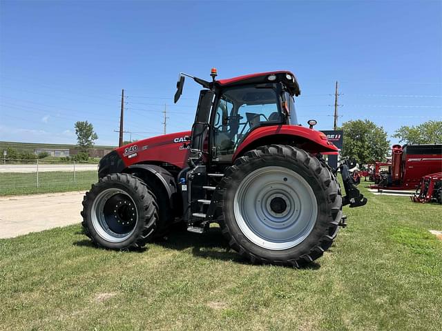 Image of Case IH Magnum 340 equipment image 2