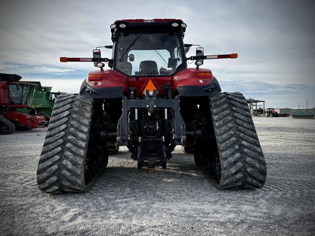 Image of Case IH Magnum 340 equipment image 3