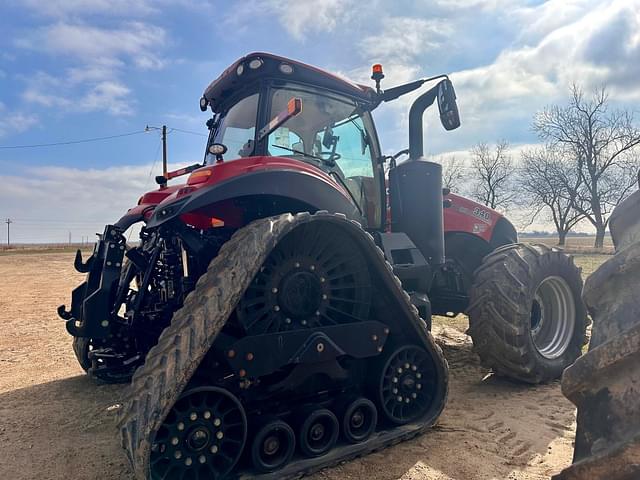 Image of Case IH Magnum 340 Rowtrac equipment image 4