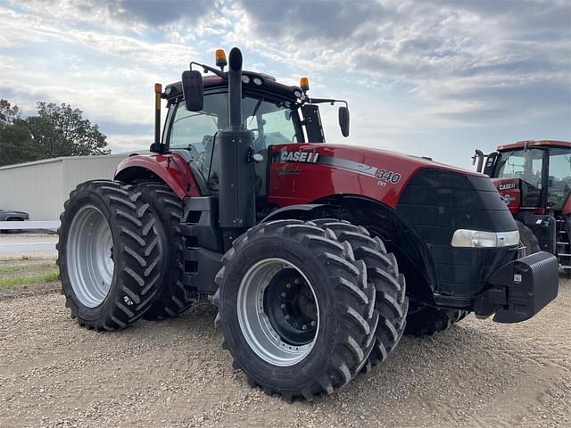 Image of Case IH Magnum 340 equipment image 1