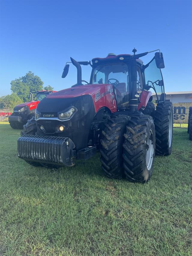 Image of Case IH Magnum 340 equipment image 1