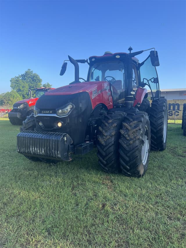 Image of Case IH Magnum 340 equipment image 1
