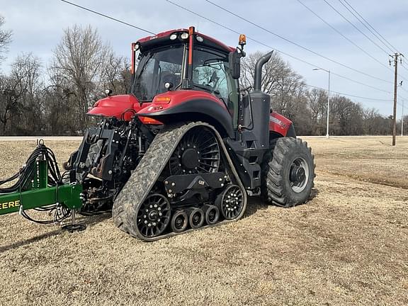 Image of Case IH Magnum 340 Rowtrac equipment image 4