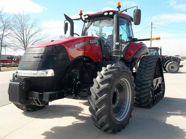 Image of Case IH Magnum 340 Rowtrac equipment image 4