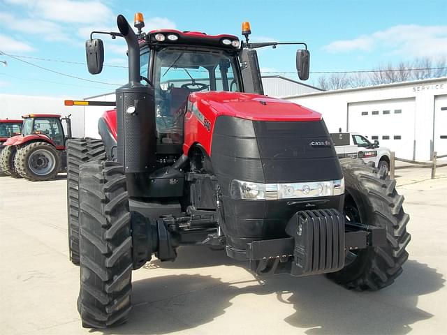 Image of Case IH Magnum 340 Rowtrac equipment image 2