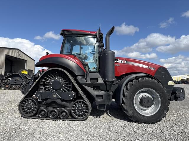 Image of Case IH Magnum 340 Rowtrac equipment image 3