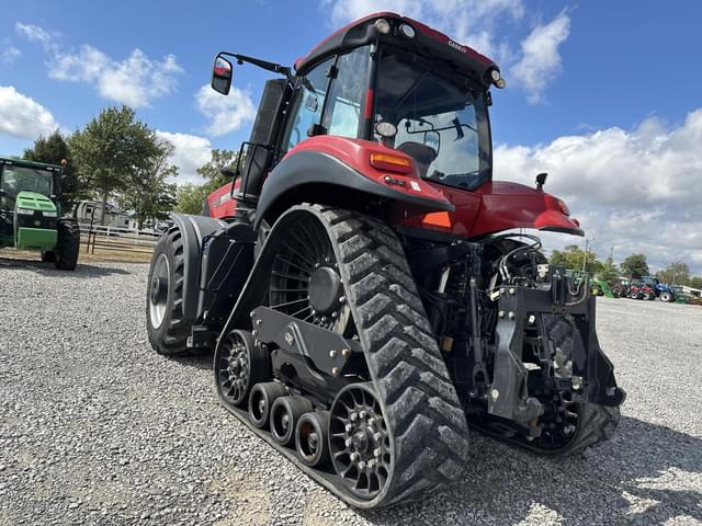 Image of Case IH Magnum 340 Rowtrac equipment image 4