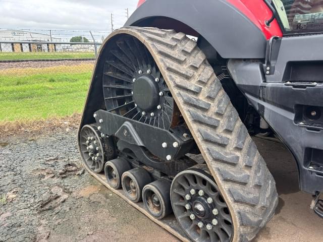 Image of Case IH Magnum 340 Rowtrac equipment image 3
