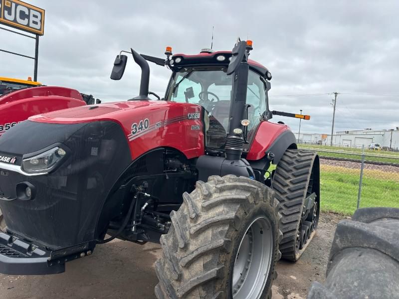 Image of Case IH Magnum 340 Rowtrac Primary image
