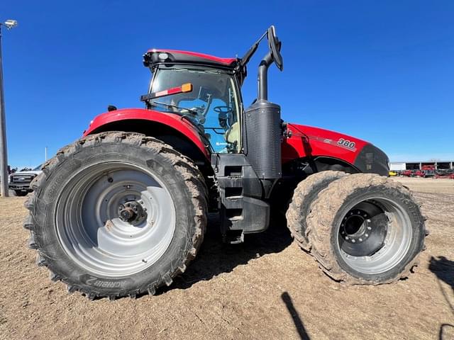 Image of Case IH Magnum 380 equipment image 4