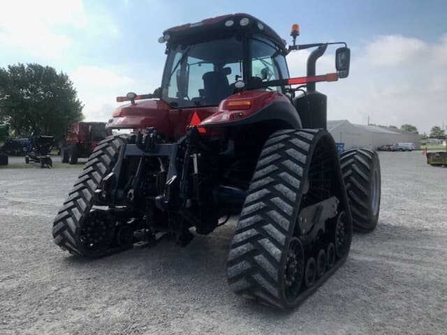 Image of Case IH Magnum 380 RowTrac equipment image 2