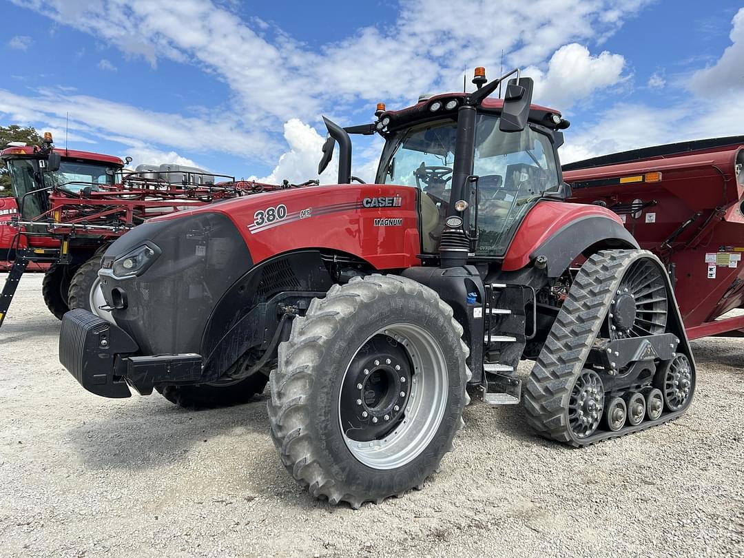 Image of Case IH Magnum 380 RowTrac Primary image