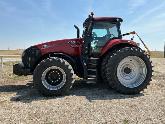 Image of Case IH Magnum 380 equipment image 3