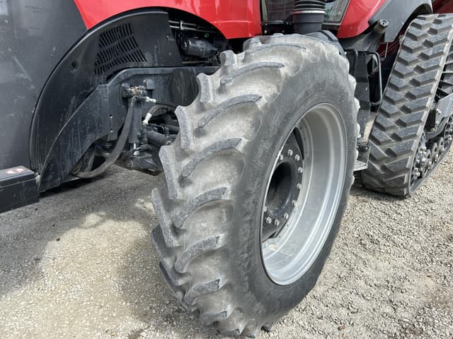 Image of Case IH Magnum 380 equipment image 3