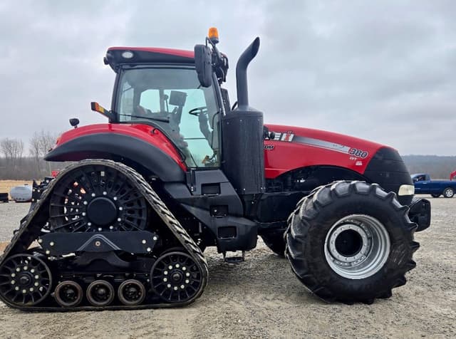 Image of Case IH Magnum 380 equipment image 1