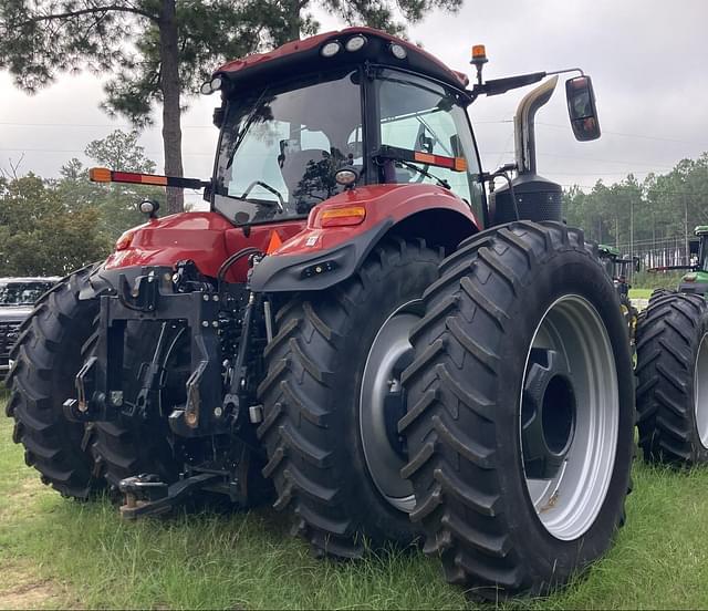 Image of Case IH Magnum 400 equipment image 3