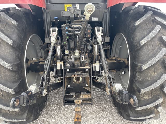 Image of Case IH Maxxum 125 equipment image 3