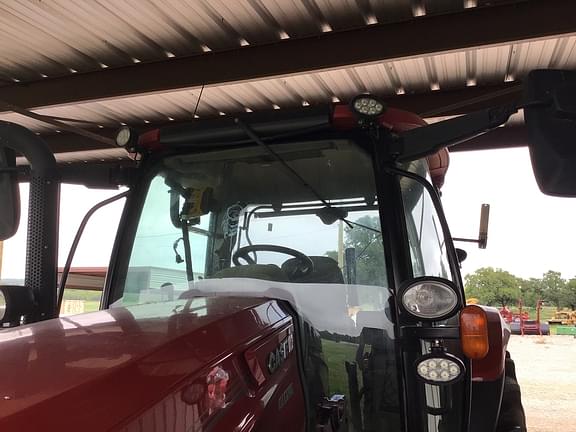 Image of Case IH Maxxum 150 equipment image 4