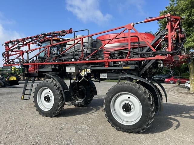 Image of Case IH Patriot 2250 equipment image 4