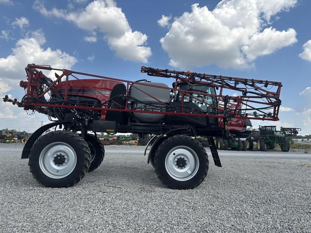 Image of Case IH Patriot 2250 equipment image 3