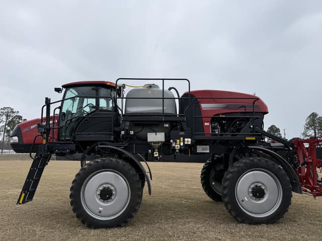 Image of Case IH Patriot 2250 equipment image 1