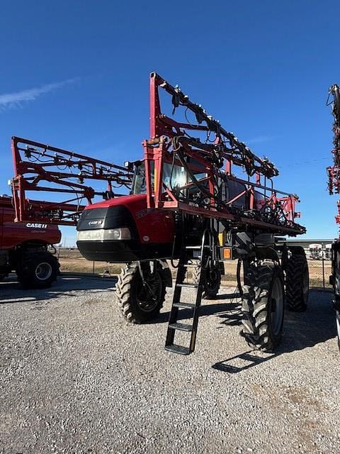 Image of Case IH Patriot 2250 equipment image 2